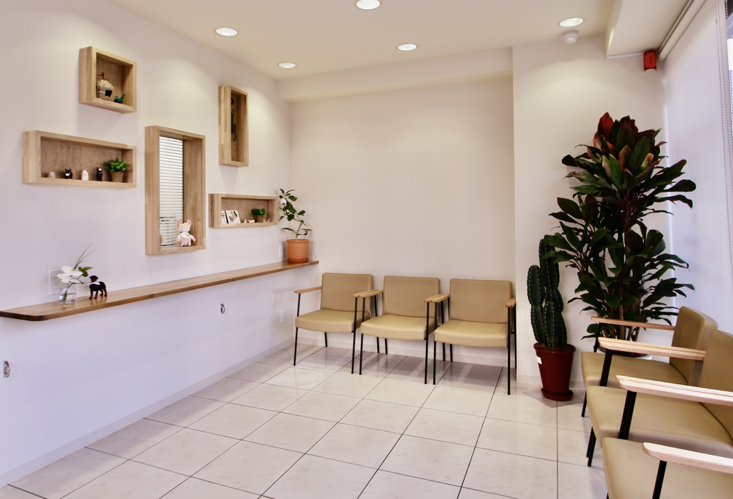 荒川区にあるロジハイツの看板